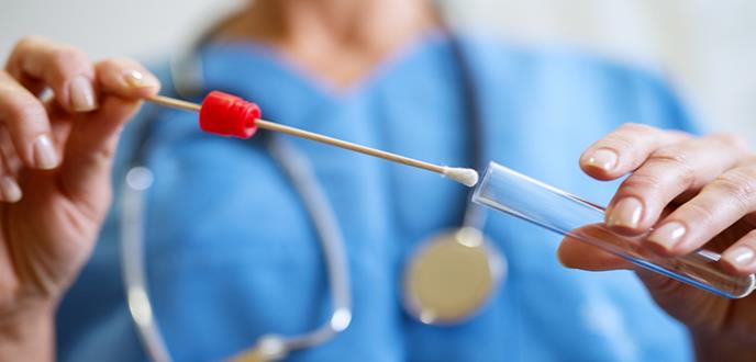 Desarrollan un dispositivo para detectar la insuficiencia cardíaca a partir de una muestra de saliva