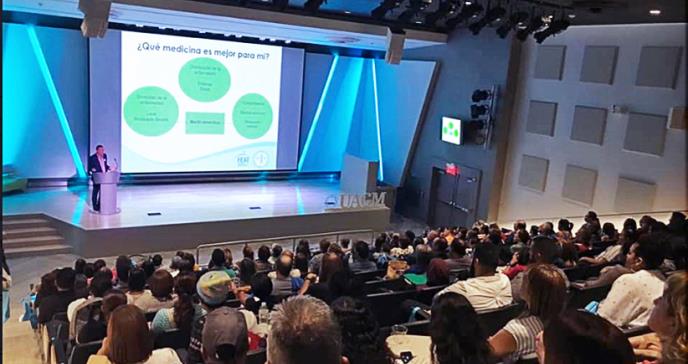 Simposio Crohn y Colitis Ulcerosa celebrado por FEAT; un paso más allá de los medicamentos