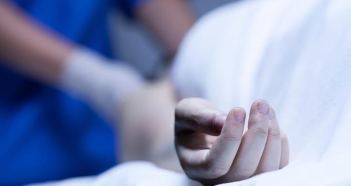 ¿Desaparece el virus en los pacientes fallecidos por COVID-19?