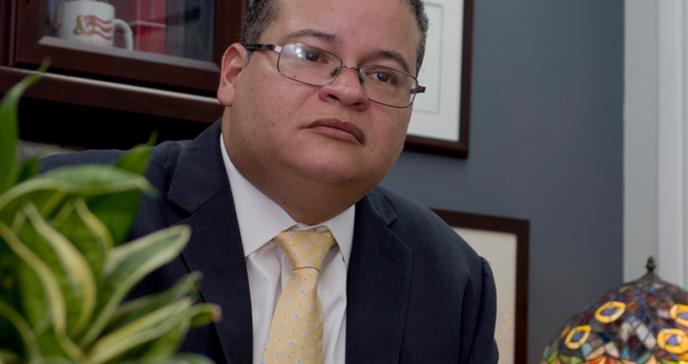 Dr. Víctor Ramos: “no hay razón para exponer a nuestros médicos jóvenes”