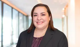 Puertorriqueña lidera investigaciones para luchar contra la adicción al alcohol