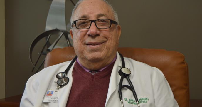 Dr. Miranda Torres: No permite que la edad  lo separe de sus pacientes