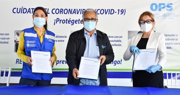 OPS dona 15 cajas de Kits de extracción al MSP para aumentar las pruebas del COVID-19 en el Laboratorio Nacional