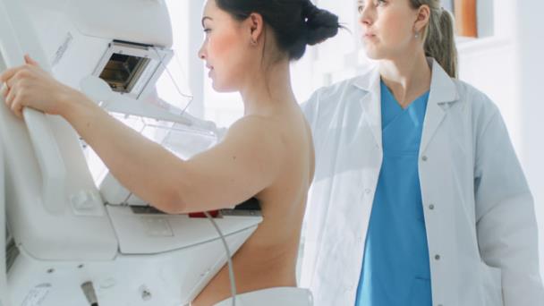 La FDA propone cambios de política históricos para modernizar los servicios de mamografía y mejorar su calidad