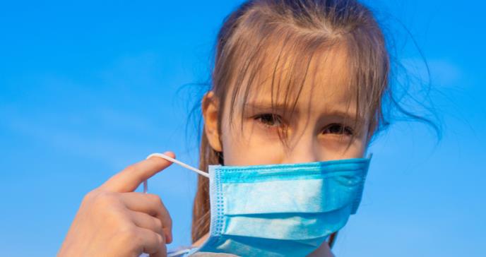 OMS: los niños menores de 5 años no deben usar mascarillas
