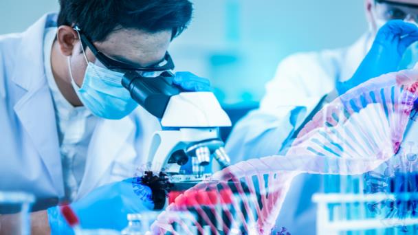 Tratamiento con anticuerpos para la COVID-19 evidencia mejores resultados que la terapia con plasma