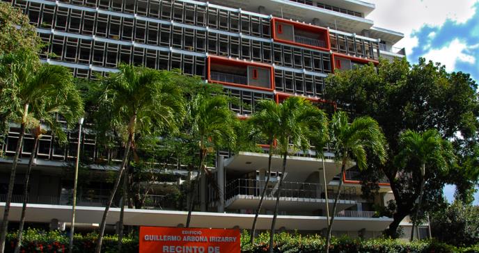 Estudiantes de Medicina de la UPR rompen la curva a nivel nacional