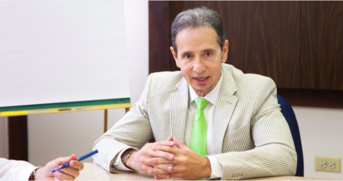 Preparada la Escuela de Medicina de la UCC para fortalecer la investigación científica en cáncer y HIV en la isla
