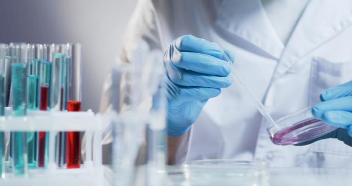 Uso de terapia biológica en dermatología en el brote de COVID-19