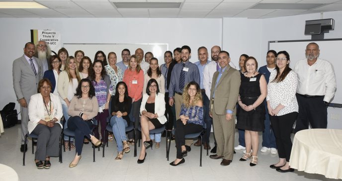 RCM y la UCC celebran exitoso simposio de investigación clínica y traslacional