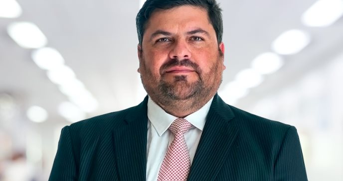 Secretario de Salud anticipa 120 mil dosis de vacunas a la semana