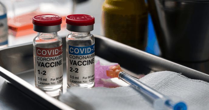 Investigan si el uso de dos vacunas podría ser efectivo contra el COVID-19