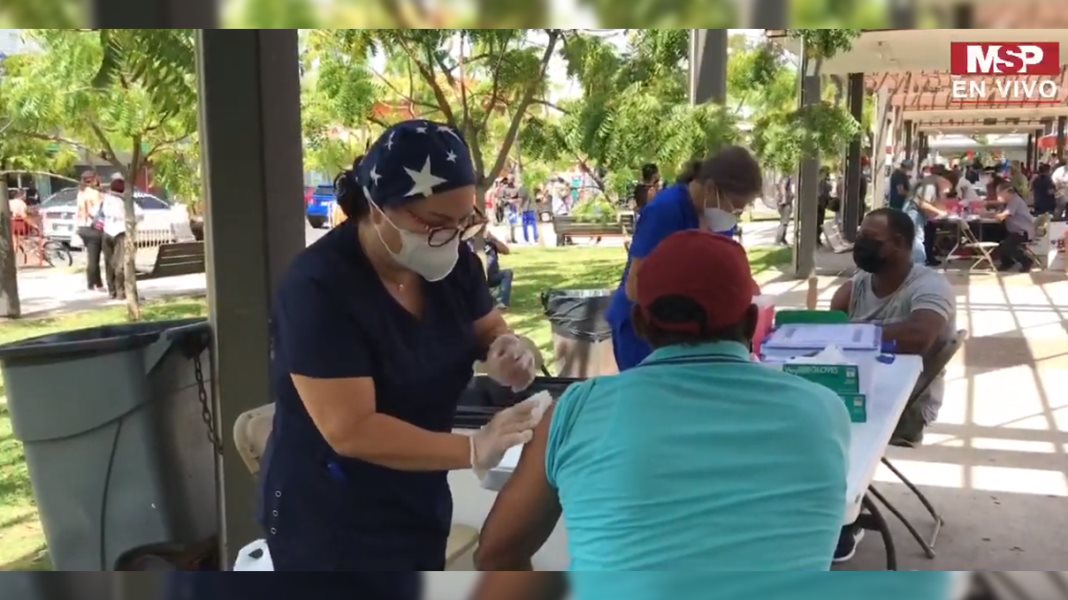 Vacunación Masiva en Barrio Obrero