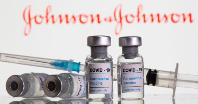 Panel CDC respalda dosis de refuerzo de las vacunas contra el COVID-19 de Moderna y Johnson & Johnson