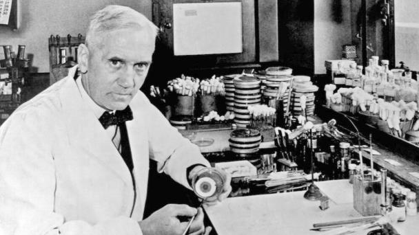 Alexander Fleming: el padre del histórico descubrimiento de la penicilina para la humanidad Alexander Fleming: el padre del histórico descubrimiento de la penicilina para la humanidad