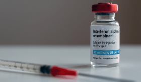 Terapia con interferón para hepatitis C altera la expresión génica relacionada con enfermedades hepáticas