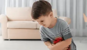 Ondansetrón: terapia relacionada a menor uso de líquidos intravenosos en la gastroenteritis pediátrica