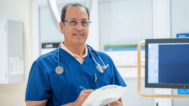 Dr. Aníbal Lugo: una vocación sin límite por la medicina y sus pacientes