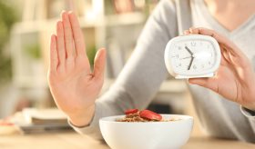 Ayuno intermitente: ¿vive más quien ayuna?