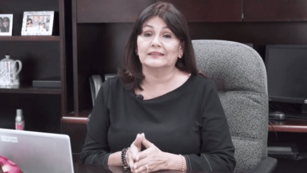 Doctora Iris Cardona: toda una vida consagrada al servicio de la inmunización en Puerto Rico Doctora Iris Cardona: toda una vida consagrada al servicio de la inmunización en Puerto Rico