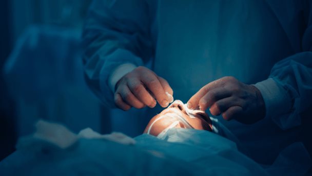 Anestesióloga comparte 10 recomendaciones claves para prepararte ante una cirugía Anestesióloga comparte 10 recomendaciones claves para prepararte ante una cirugía