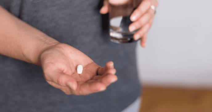 FDA aprueba olutasidenib para la leucemia mieloide aguda en recaída o refractaria