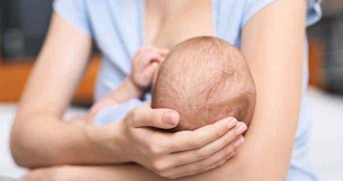 ¿Afectan las cirugías de pecho la lactancia?