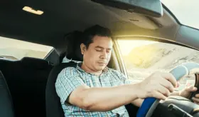 Hipnosis de carretera o vial: un enemigo silencioso y mortal para conductores 