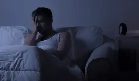 ¿Mal sueño puede alterar el efecto de las vacunas en el cuerpo? Dormir menos de 6 horas sí según estudio