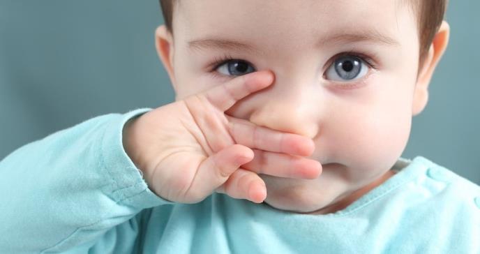 El daño que los padres fumadores ocasionan a sus hijos