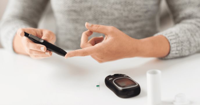 Relación entre niveles de hemoglobina glucosilada y riesgo de demencia en personas con diabetes tipo 2