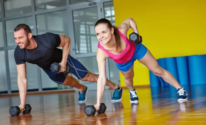Reduce la grasa del corazón realizando entrenamiento de fuerza