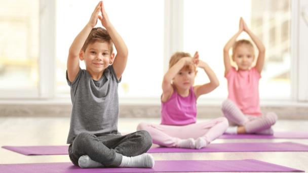 Beneficios del yoga en los niños Beneficios del yoga en los niños