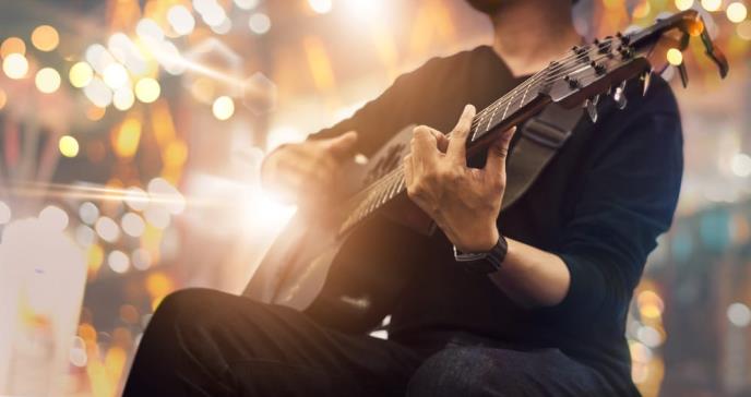 Musicoterapia podría reducir síntomas negativos de la esquizofrenia, según estudio