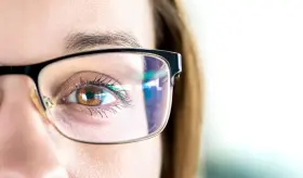 Sobrecarga cognitiva en personas con miop&iacute;a: Un estudio revela los efectos de la visi&oacute;n borrosa