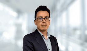 La fibrilación auricular: Puede causar isquemias que afectan brazos, piernas, riñones e intestinos