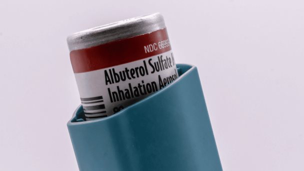 Temblores, palpitaciones y dolor de cabeza: los efectos secundarios del albuterol para el asma Temblores, palpitaciones y dolor de cabeza: los efectos secundarios del albuterol para el asma