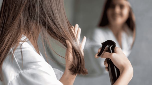 Mezclar calor con productos capilares puede ser perjudicial para la salud por compuestos como el siloxano Mezclar calor con productos capilares puede ser perjudicial para la salud por compuestos como el siloxano
