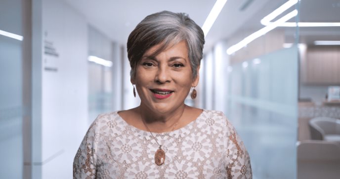 Afectación bilateral de la artritis reumatoide e impacto del diagnóstico temprano para lograr la remisión