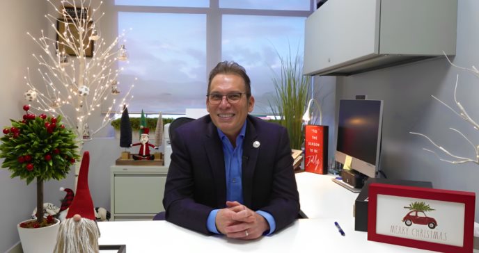 “Es una lucha que no está terminada”: Dr. Iván Meléndez sobre avances en el manejo del VIH en Puerto Rico