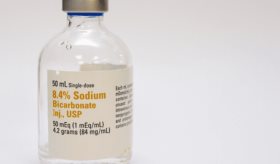 Reevalúan el uso de bicarbonato de sodio en pacientes críticos y emergencias por intoxicación o acidosis