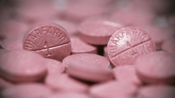 ¿Cómo actúa la warfarina para prevenir eventos tromboembólicos? 5 datos clave sobre este anticoagulante ¿Cómo actúa la warfarina para prevenir eventos tromboembólicos? 5 datos clave sobre este anticoagulante