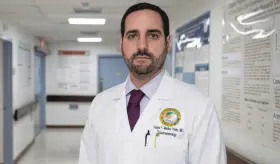 Es crucial comprender que la colitis ulcerosa afecta la parte más interna del intestino: gastroenterólogo