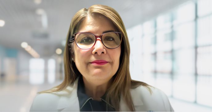 Recinto de Ciencias Médicas lidera espacio educativo para cuidadores de pacientes con alzhéimer