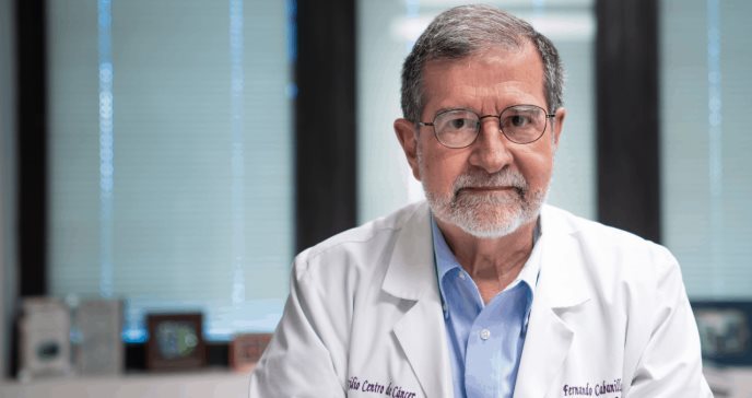 Dr. Cabanillas expone 3ra edición del libro Consejos de Cabecera: Alimentos y vitaminas contra el cáncer
