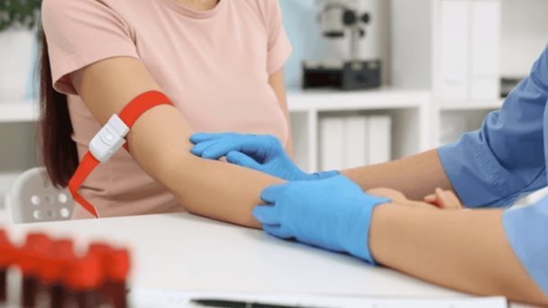 Prueba de sangre permite predecir el riesgo de infarto en mujeres con hasta 30 años de anticipación Prueba de sangre permite predecir el riesgo de infarto en mujeres con hasta 30 años de anticipación