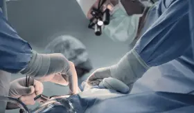 Las reoperaciones cardíacas tempranas son más complejas, pero no aumentan el riesgo de mortalidad