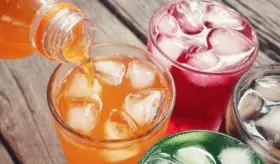 Describen relación entre el consumo de bebidas azucaradas con la diabetes y enfermedades cardiovasculares