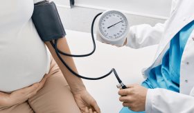 Hemorragia posparto y trastornos hipertensivos como principales causas de mortalidad materna