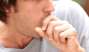 ¿Tos persistente por más de 8 semanas? Estas pueden ser causas: asma, reflujo y trastornos neuropáticos